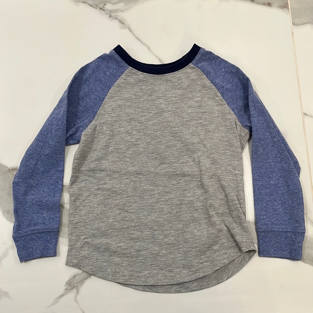 Long sleeve shirt